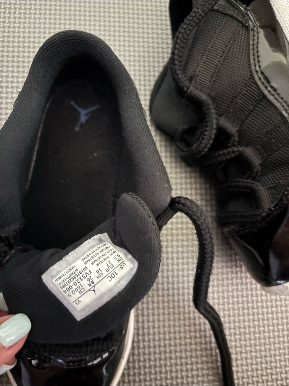 Jordan Black Low-Top Patent & Mesh Sneakers - Picture 3 of 3
